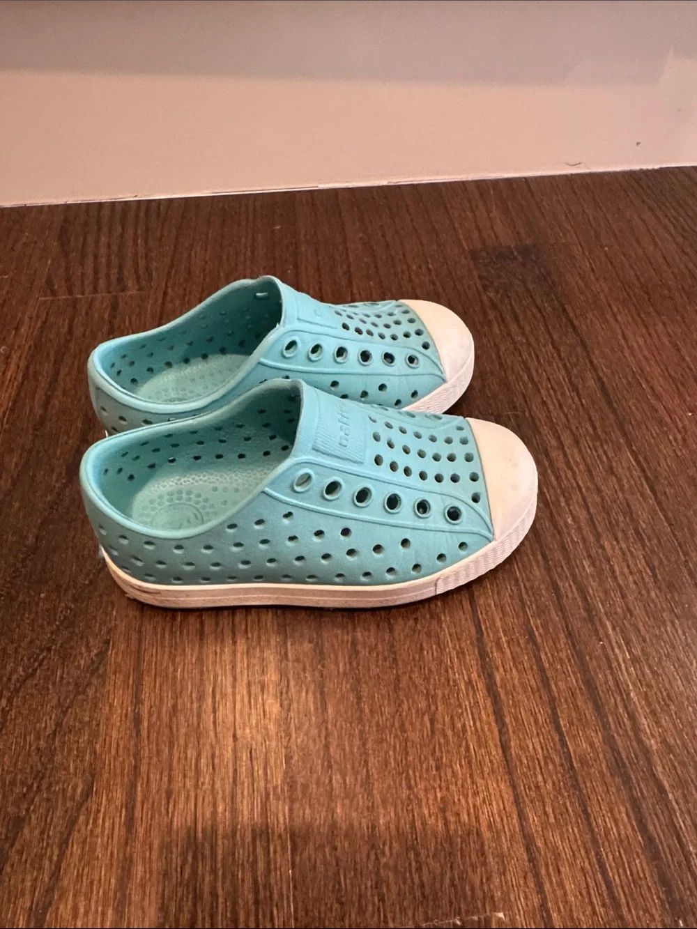 Native Jefferson Kids Aqua Blue Teal Slip On Water Shoes Size Child 7 / C7